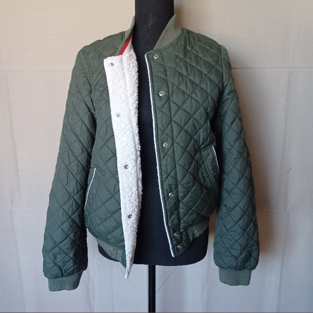 LAST CHANCE!UGG Quilted Bomber Jacket